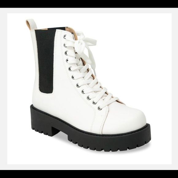 Chase + Chloe Shoes - New Chase & Chloe White Combat Boots